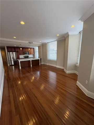 $3,180 | 210 Baronne Street, Unit 1608, New Orleans, LA 70112