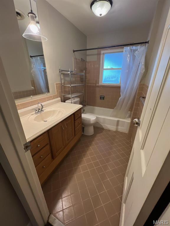 1606 Paris Drive Godfrey, IL 62035 - Photo 5 of 20