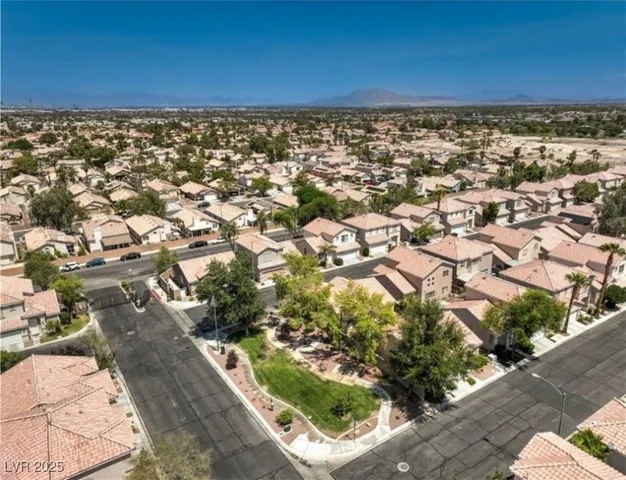 $1,945 | 979 Park Bridge Avenue, Las Vegas, NV 89123