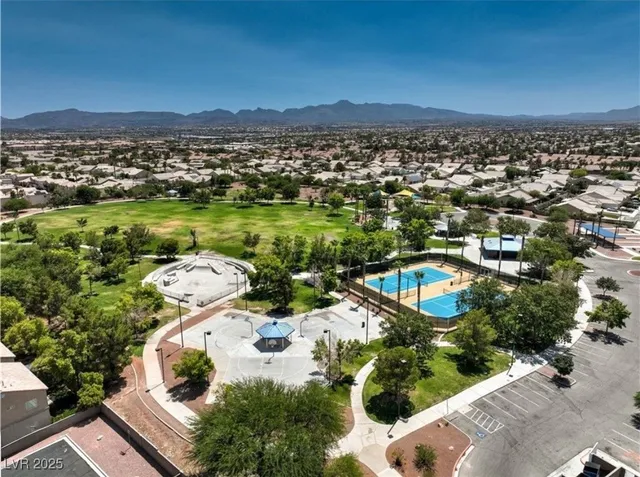 $1,945 | 979 Park Bridge Avenue, Las Vegas, NV 89123