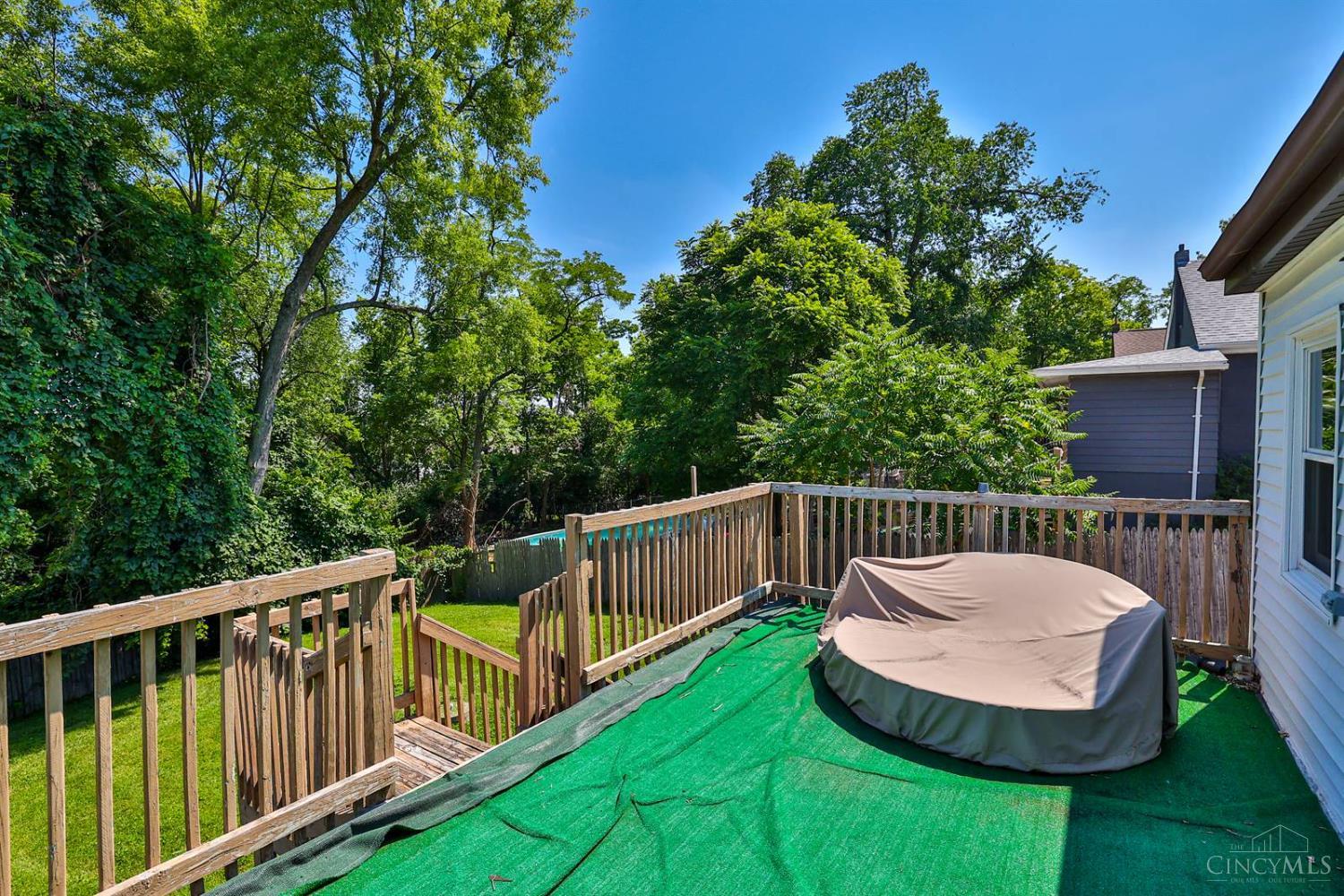 3318 Kleeman Road Cincinnati, OH 45211 - Photo 30 of 39
