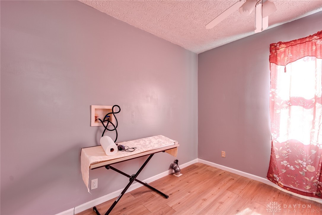 1574 Seabrook Road Dayton, OH 45432 - Photo 13 of 24 Gallery Image 13