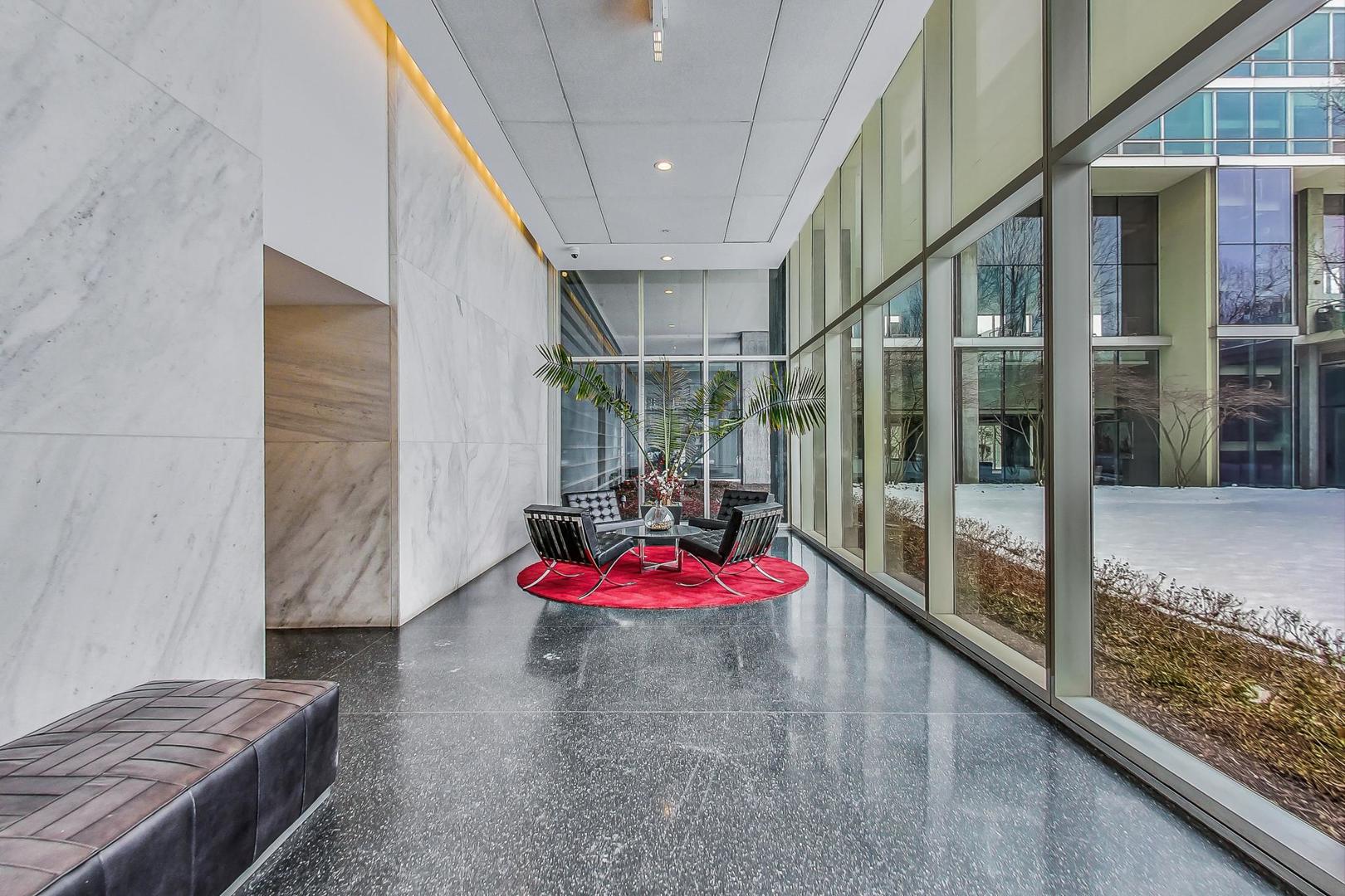 9655 Woods Drive, Unit 1405 Skokie, IL 60077 - Photo 4 of 36