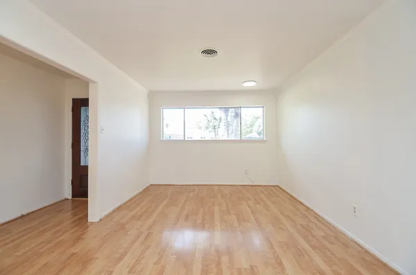 $1,800 | 7327 Osage Street, Houston, TX 77036