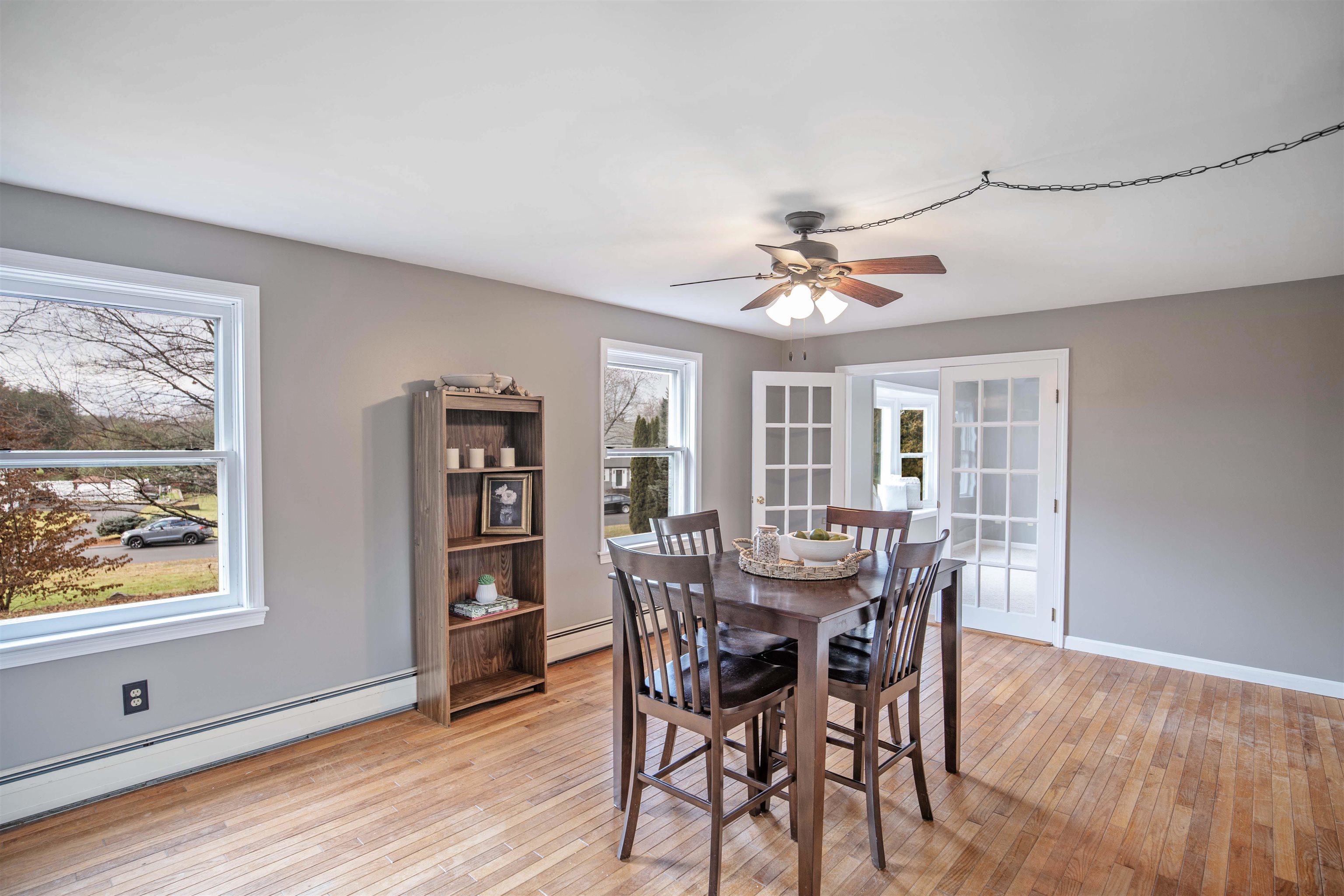 17 Riverview Circle Litchfield, NH 03052 - Photo 2 of 29