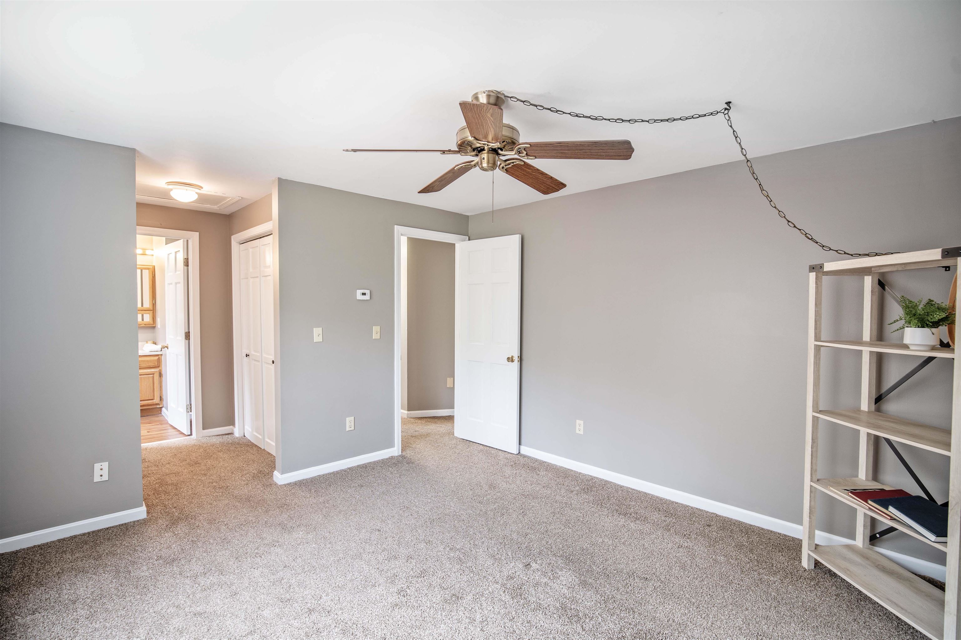 17 Riverview Circle Litchfield, NH 03052 - Photo 9 of 29