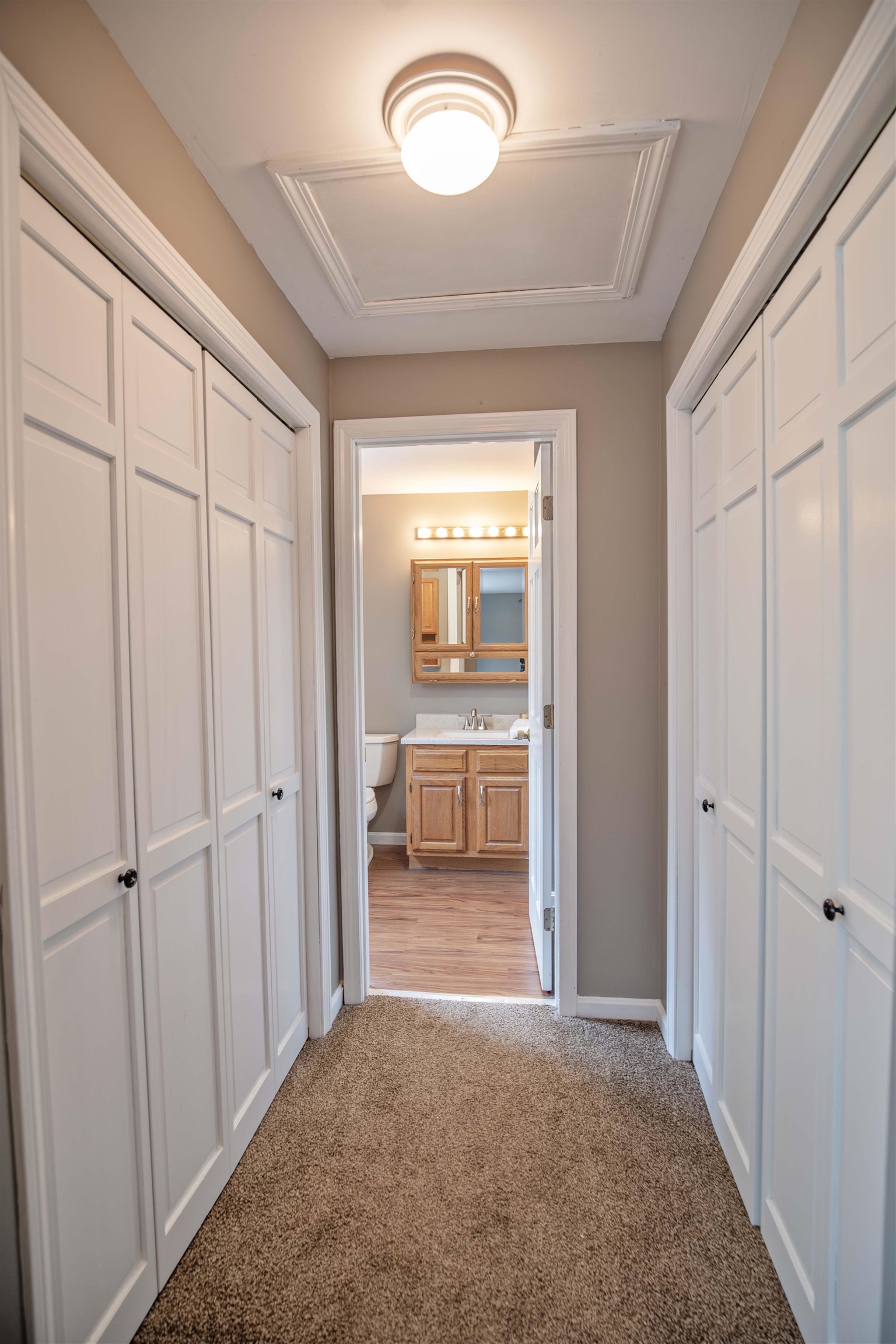 17 Riverview Circle Litchfield, NH 03052 - Photo 10 of 29