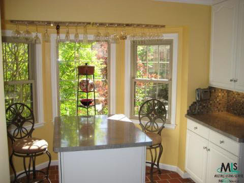 202 Fisher Road Grosse Pointe, MI 48230 - Photo 2 of 12 694549-1.JPG