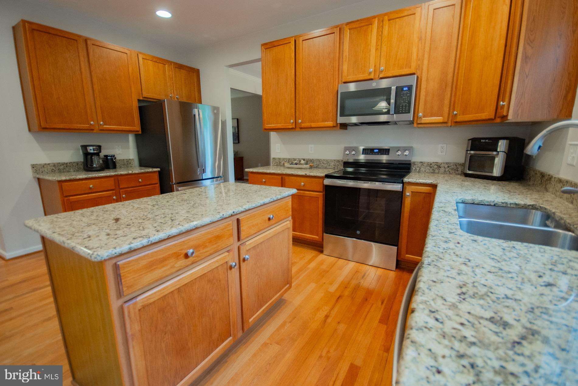 567 Rivanna Run Falling Waters, WV 25419 - Photo 18 of 96