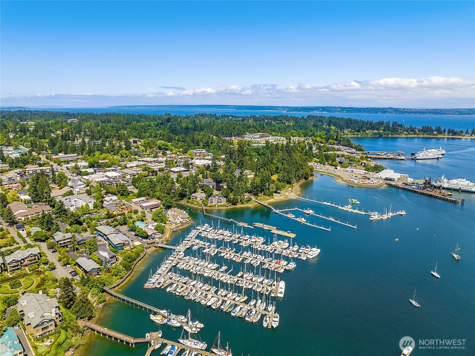 328 Ericksen Avenue Northeast, Unit R2 Bainbridge Island, WA 98110 - Photo 39 of 40