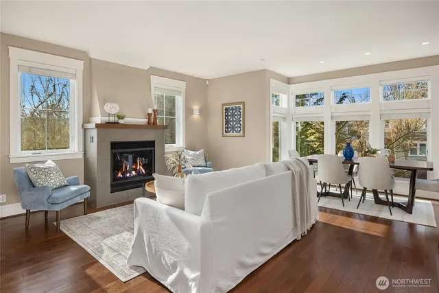 $918,000 | 328 Ericksen Avenue Northeast, Unit R2, Bainbridge Island, WA 98110