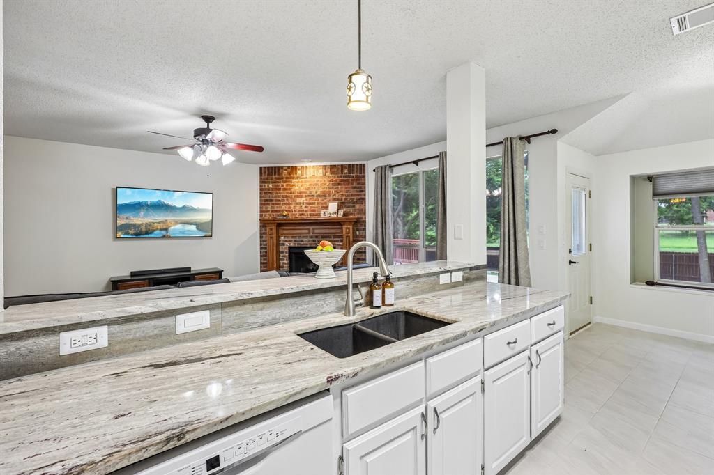 1711 Rushing Way Wylie, TX 75098 - Photo 7 of 30
