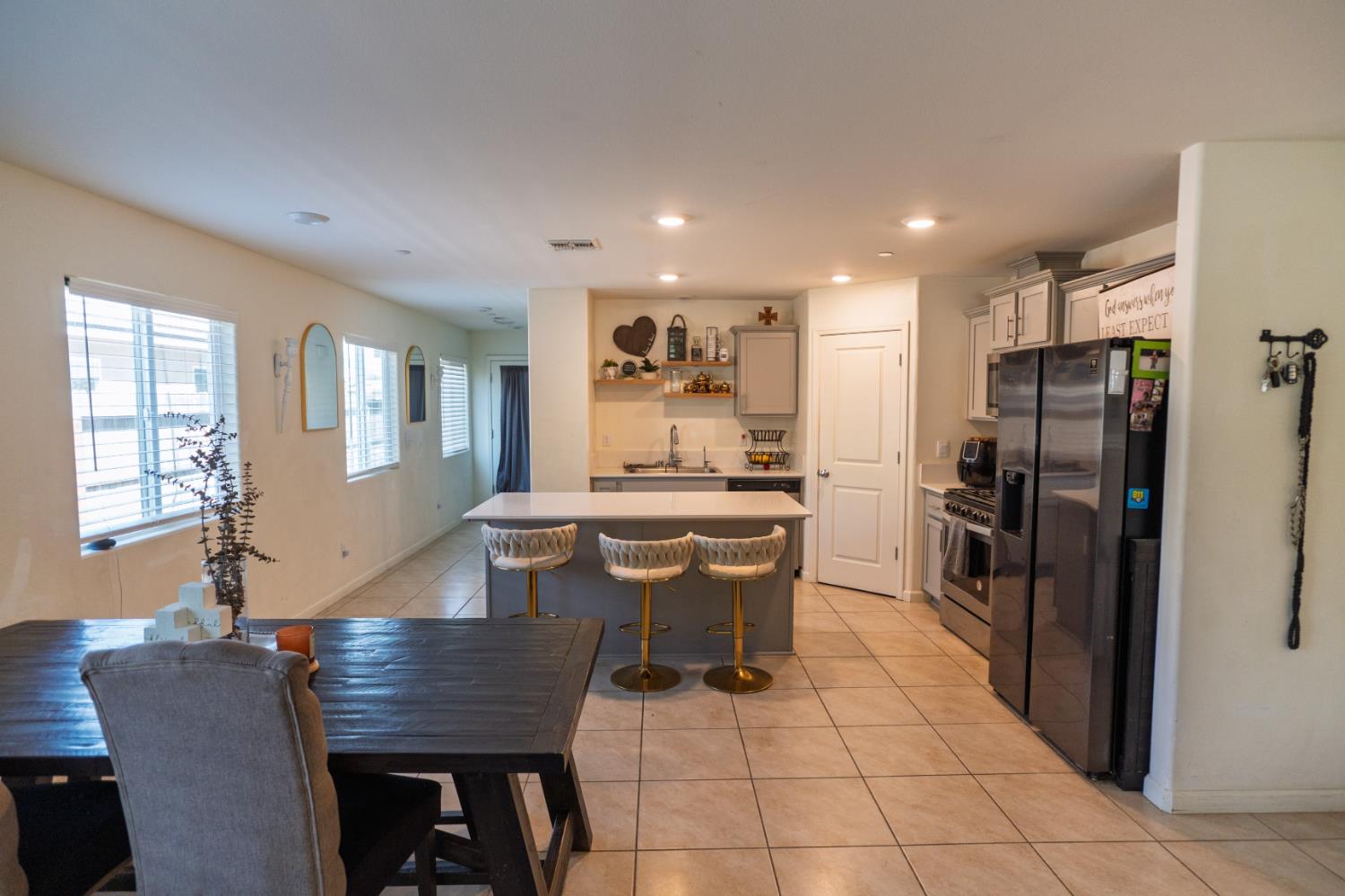 689 Coppola Court Merced, CA 95348 - Photo 5 of 44