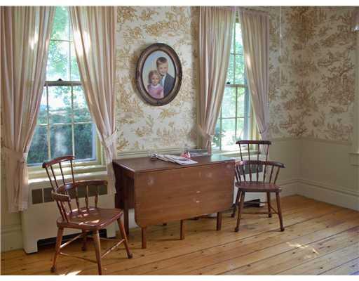 1834 Harpswell Neck Road Harpswell, ME 04079 - Photo 11 of 13 Dining Room.