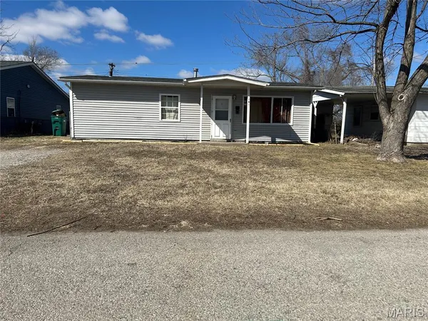 $102,000 | 141 St Thomas Lane, Cahokia, IL 62206