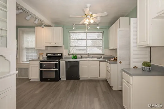 $975,000 | 9320 Lincoln Drive, St. Louis, MO 63127