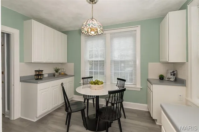 $975,000 | 9320 Lincoln Drive, St. Louis, MO 63127