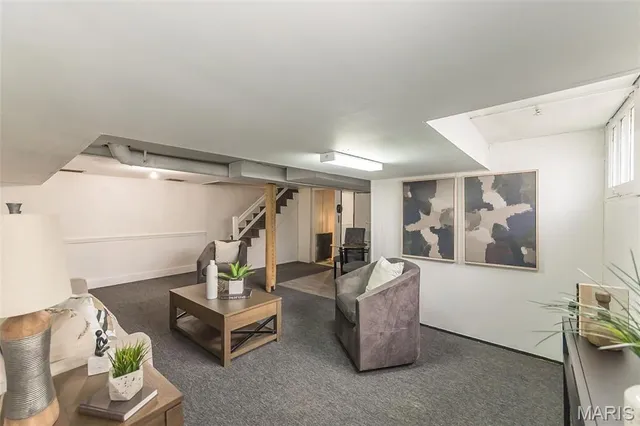 $975,000 | 9320 Lincoln Drive, St. Louis, MO 63127