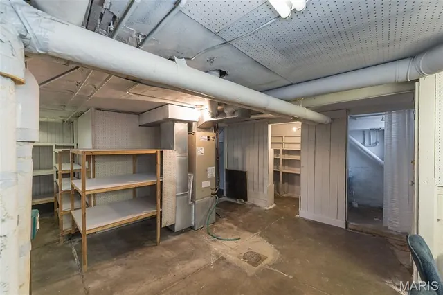 $975,000 | 9320 Lincoln Drive, St. Louis, MO 63127