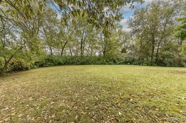 $975,000 | 9320 Lincoln Drive, St. Louis, MO 63127