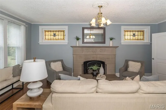 $975,000 | 9320 Lincoln Drive, St. Louis, MO 63127