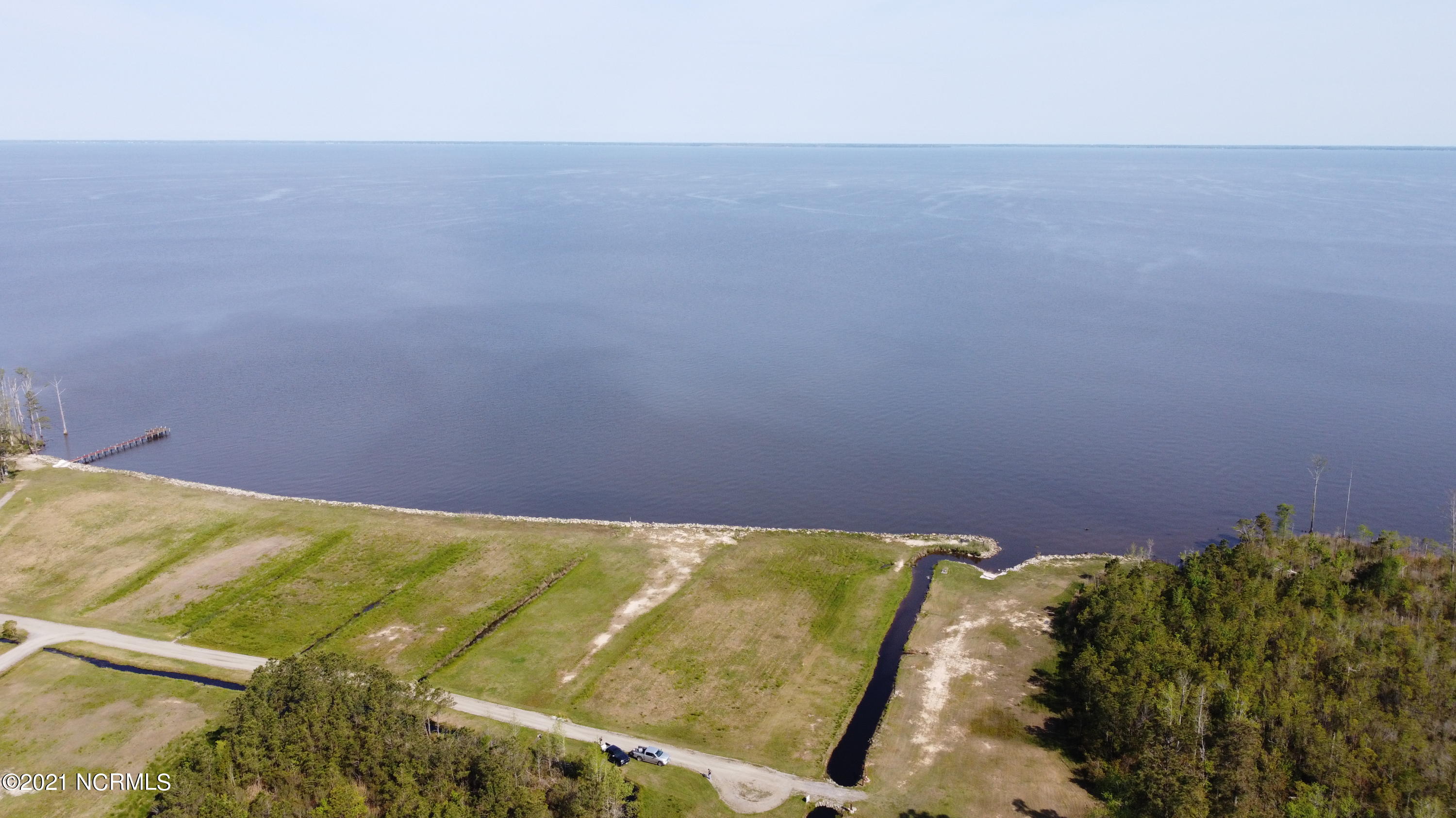 10 Shifting Sands Road Columbia, NC 27925 - Photo 35 of 43 Photo_6553933_DJI_333_jpg_5076271_0_2021