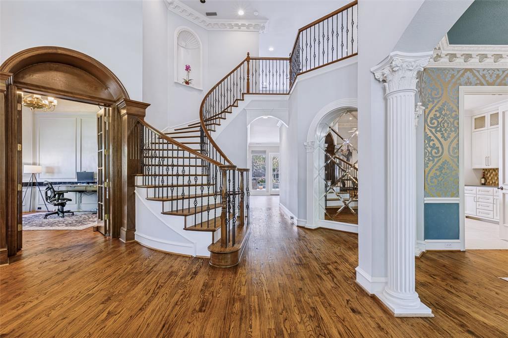 542 Rolling Hills Road Coppell, TX 75019 - Photo 2 of 40