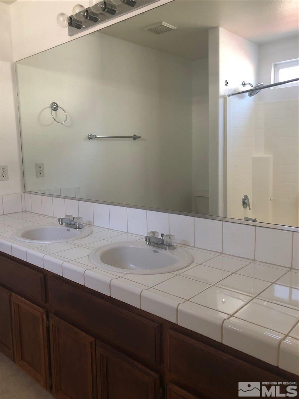 835 Stanton Road Fernley, NV 89408 - Photo 8 of 11 Photo 8