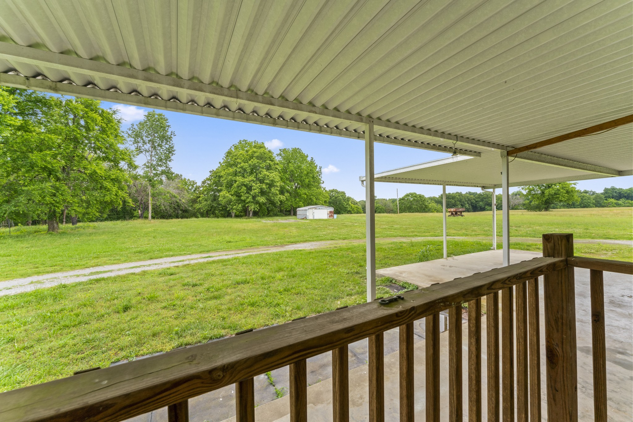 439 Philippi Road Wartrace, TN 37183 - Photo 29 of 29 a view of a pathway with an outdoor space