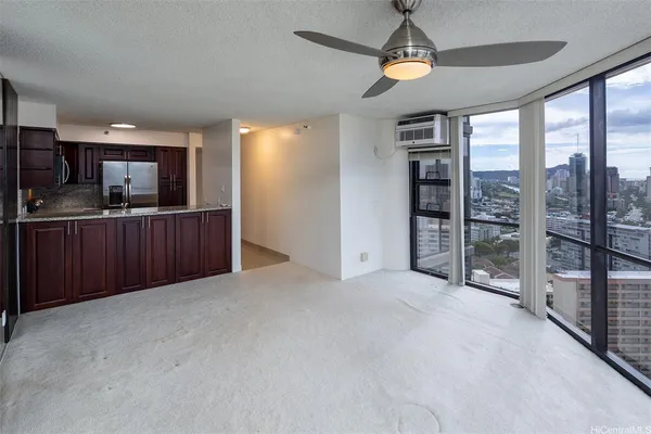 $3,000 | 930 Kaheka Street, Unit 2901, Honolulu, HI 96814