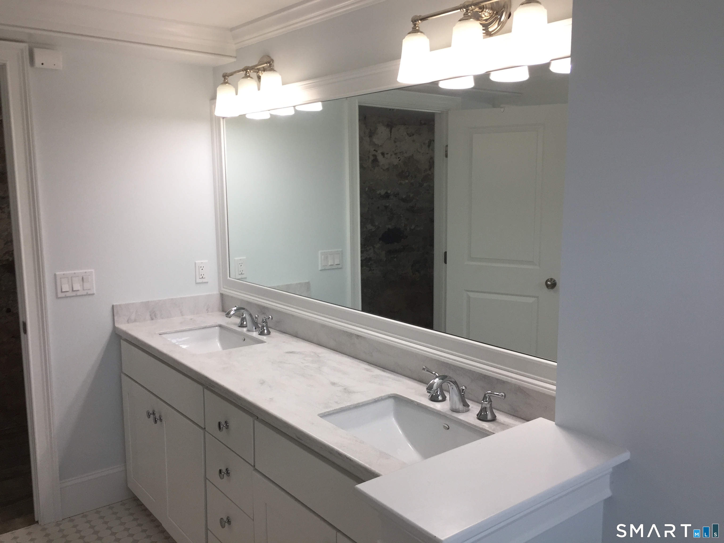 19 Deercliff Road Avon, CT 06001 - Photo 31 of 32
