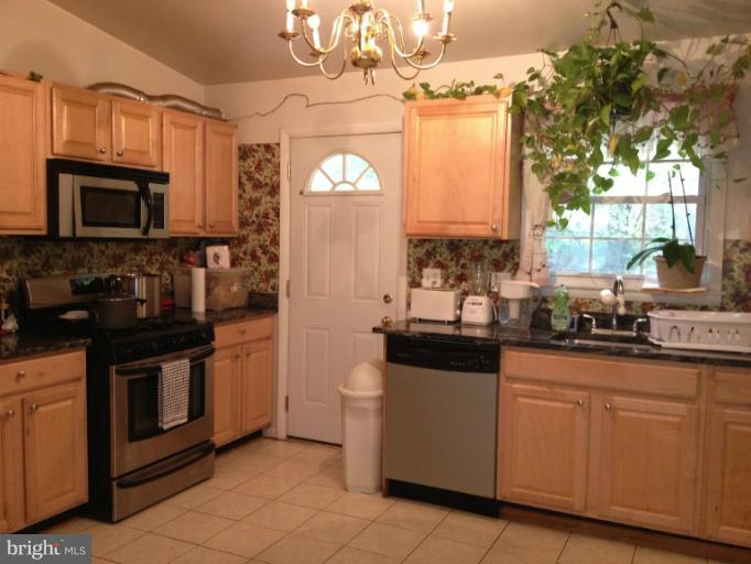2714 Rambler Place Adelphi, MD 20783 - Photo 18 of 26 Kitchen
