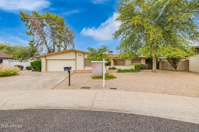 $455,000 | 1948 East Pegasus Drive, Tempe, AZ 85283