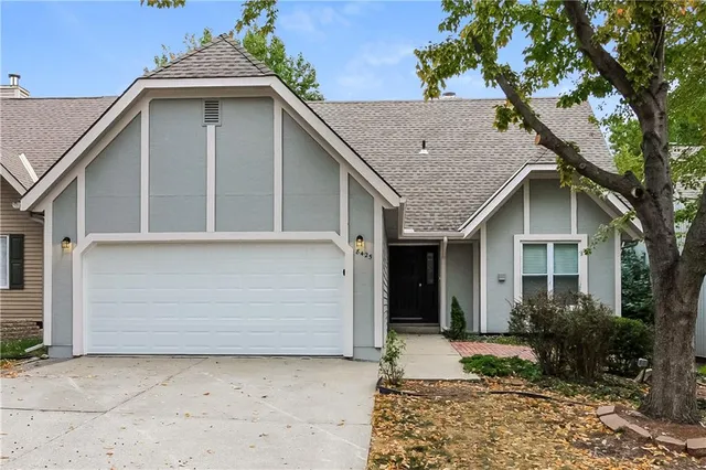 $2,335 | 8425 North Chatham Avenue, Kansas City, MO 64154