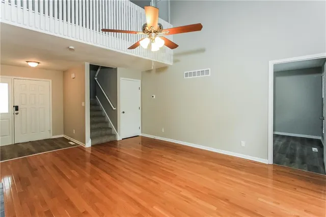 $2,335 | 8425 North Chatham Avenue, Kansas City, MO 64154