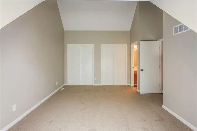 $2,335 | 8425 North Chatham Avenue, Kansas City, MO 64154