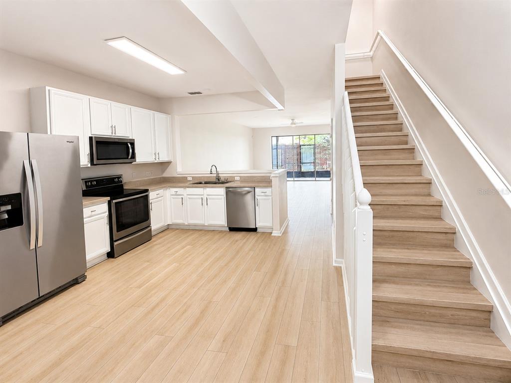 3151 Sinclair Street, Unit 104 Orlando, FL 32835 - Photo 3 of 30