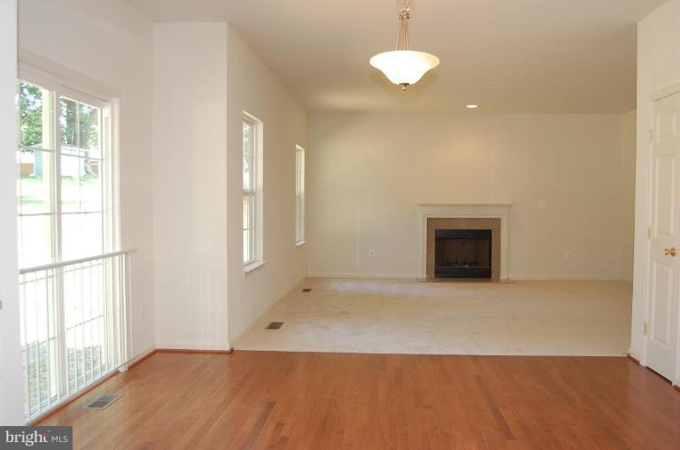 1 Montgomery Road Owings Mills, MD 21117 - Photo 6 of 19 Living Room
