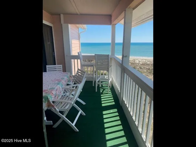 $2,500 | 9201 Coast Guard Road, Unit D 308, Emerald Isle, NC 28594
