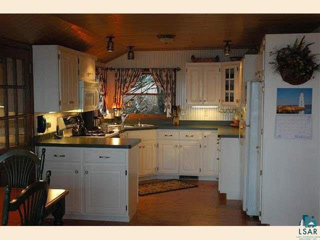 4522 Cascade Beach Road Lutsen, MN 55612 - Photo 5 of 9 Gallery Image 5