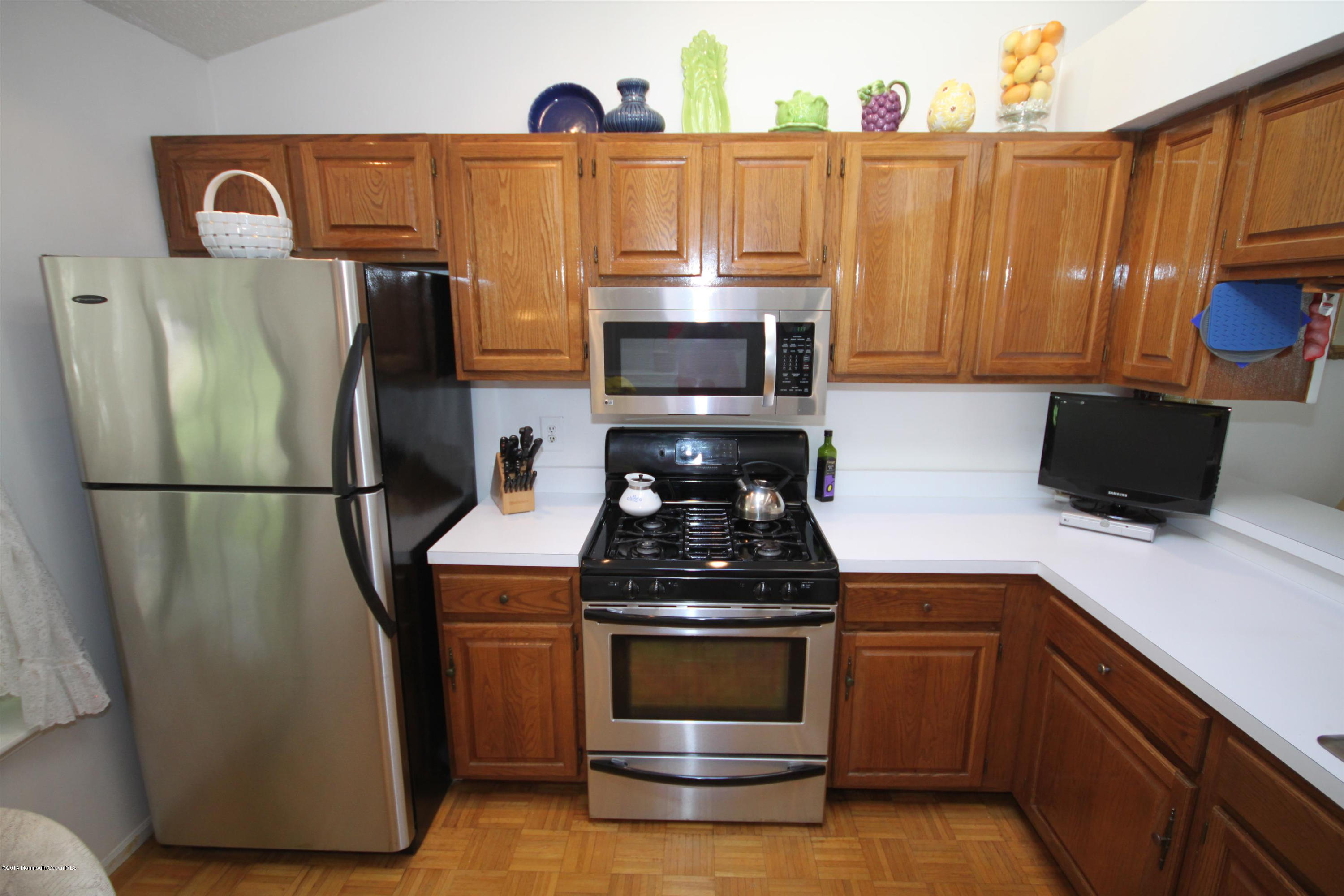 148 Jennings Road Manahawkin, NJ 08050 - Photo 5 of 21 IMG_4197