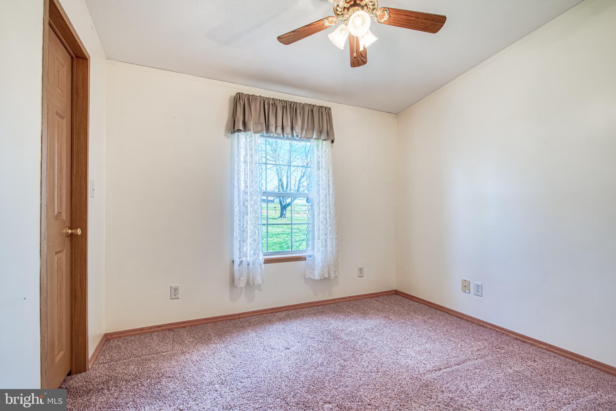 12843 Center Road Stewartstown, PA 17363 - Photo 22 of 28 Third Bedroom