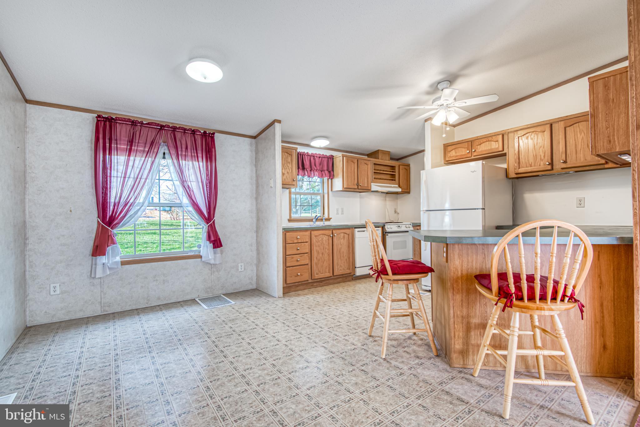 12843 Center Road Stewartstown, PA 17363 - Photo 7 of 28 Kitchen and Breakfast Area