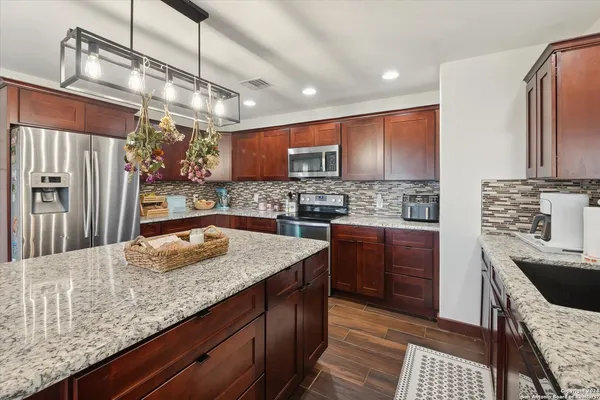 $2,245 | 3305 Sherwin Drive, Schertz, TX 78108