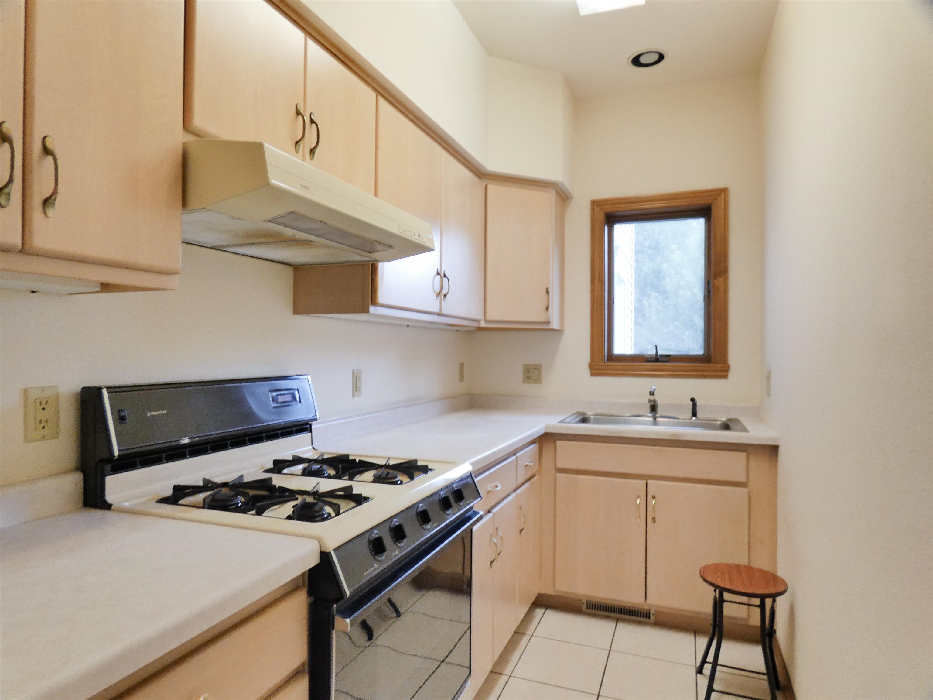 125 East Wayfarer Lane Appleton, WI 54913 - Photo 11 of 39