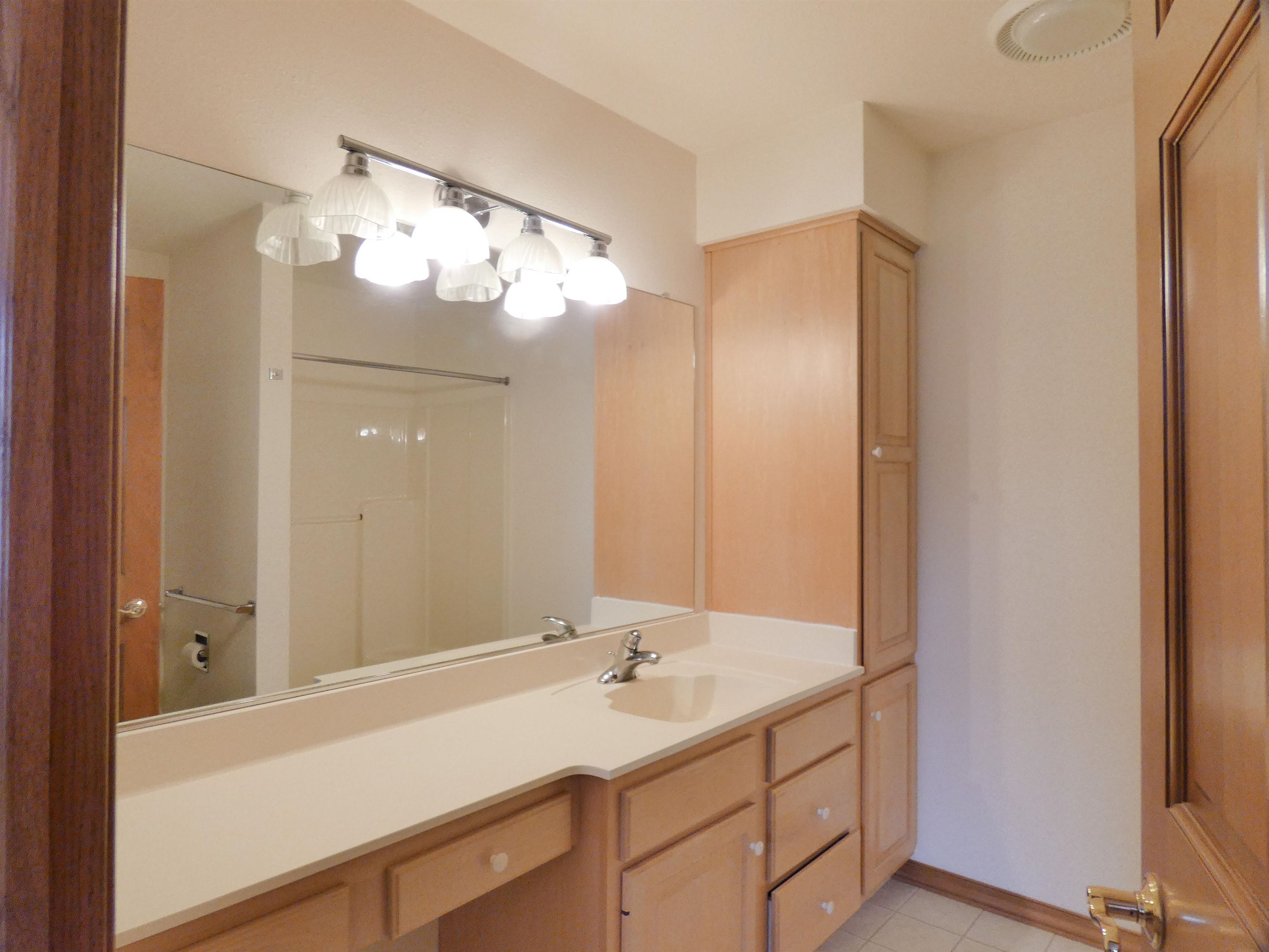 125 East Wayfarer Lane Appleton, WI 54913 - Photo 22 of 39