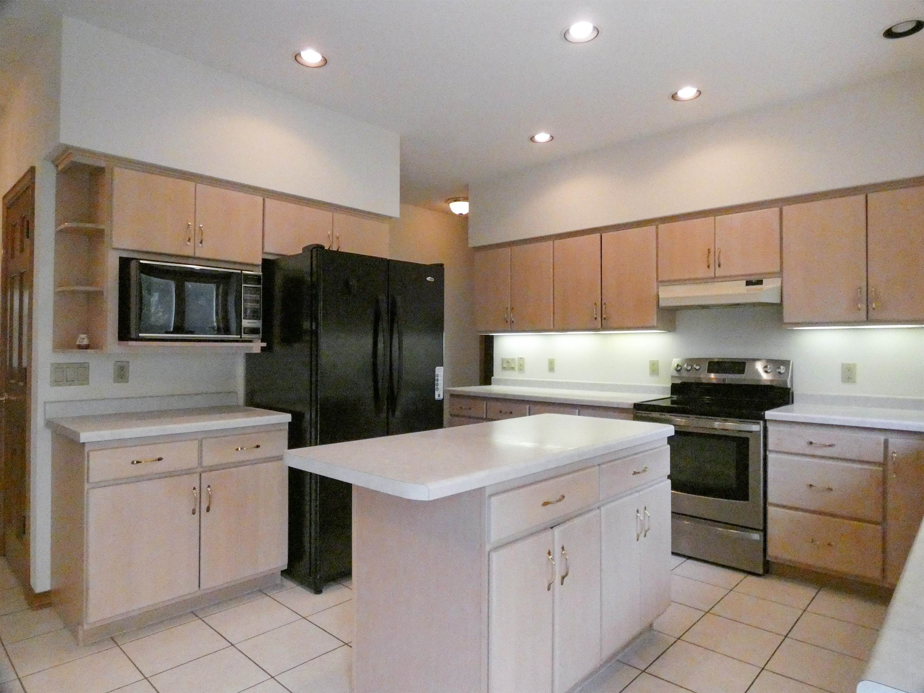 125 East Wayfarer Lane Appleton, WI 54913 - Photo 5 of 39