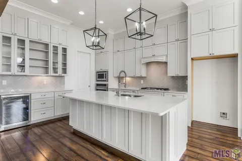 $695,000 | 10740 Summer Fest Lane, Baton Rouge, LA 70810