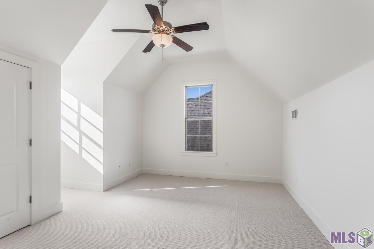 10740 Summer Fest Lane Baton Rouge, LA 70810 - Photo 31 of 34 Upstairs bedroom