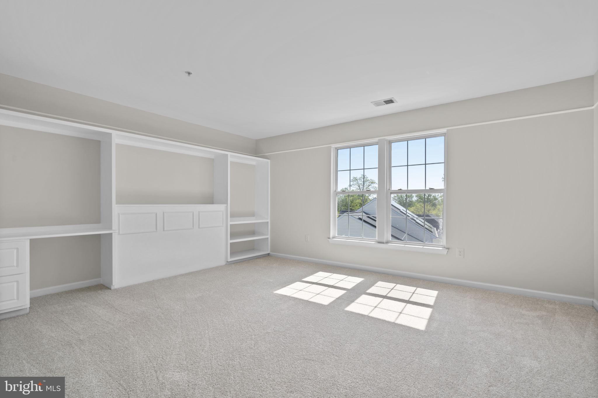 15307 Riding Path Court Laurel, MD 20707 - Photo 37 of 75 Bedroom 4 with built-ins